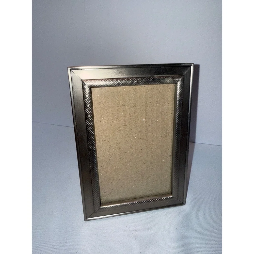 Malden Silver Metal Picture Frame Textured Border Tabletop 5x7 Inch